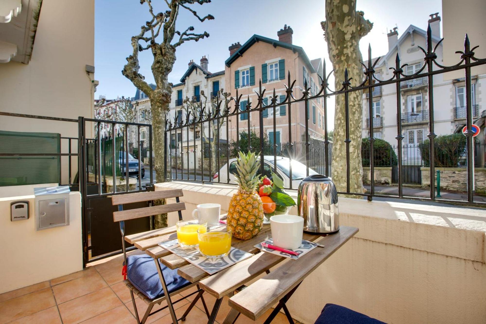 Appartement Padel - Welkeys Biarritz Exteriör bild